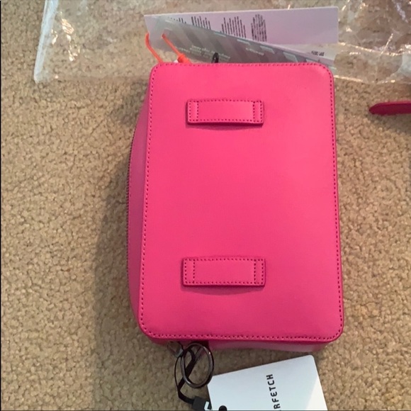 Off white purse for sale. Willing to trade - Picture 3 of 4